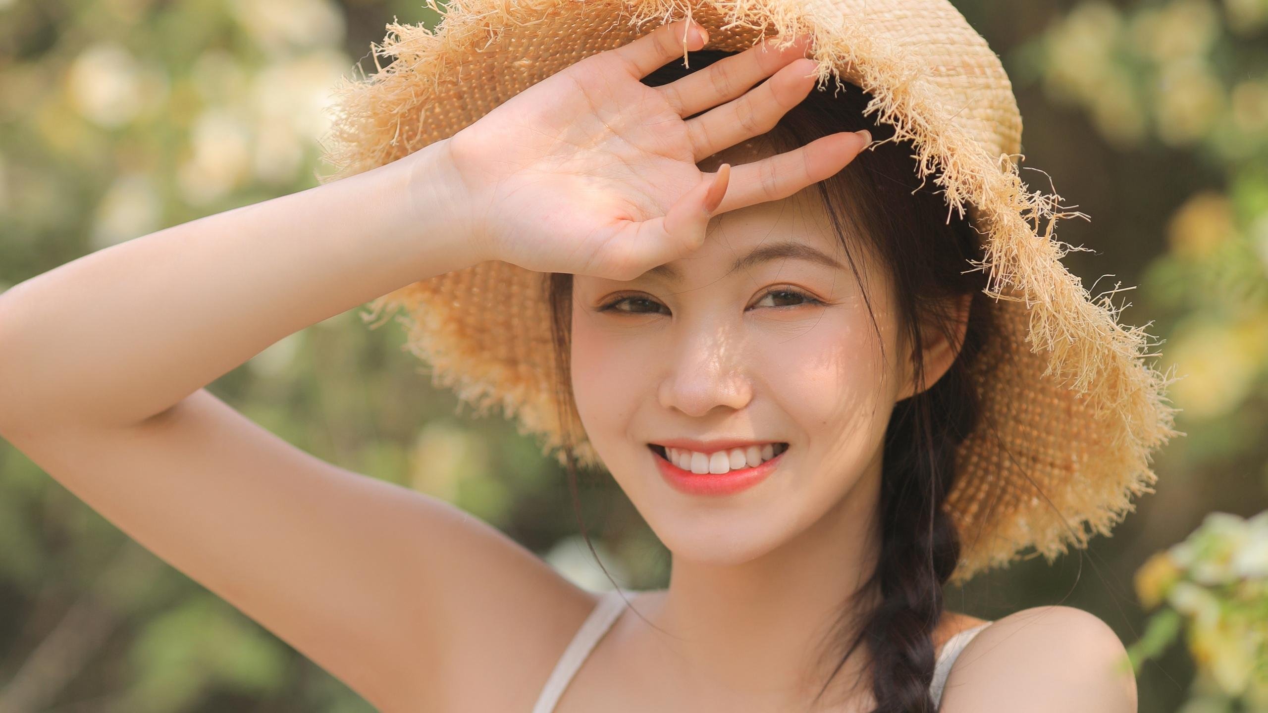 篮网加强外线封锁多次干扰对手投篮，篮网队内线补强